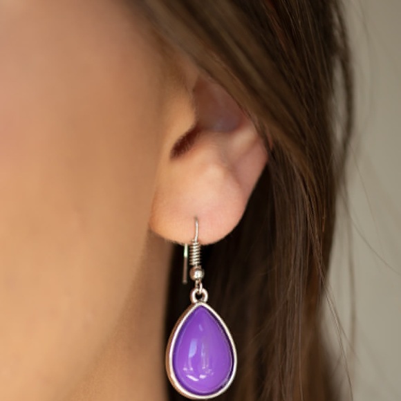 Fabulous Jewelry! - Picture 2 of 3